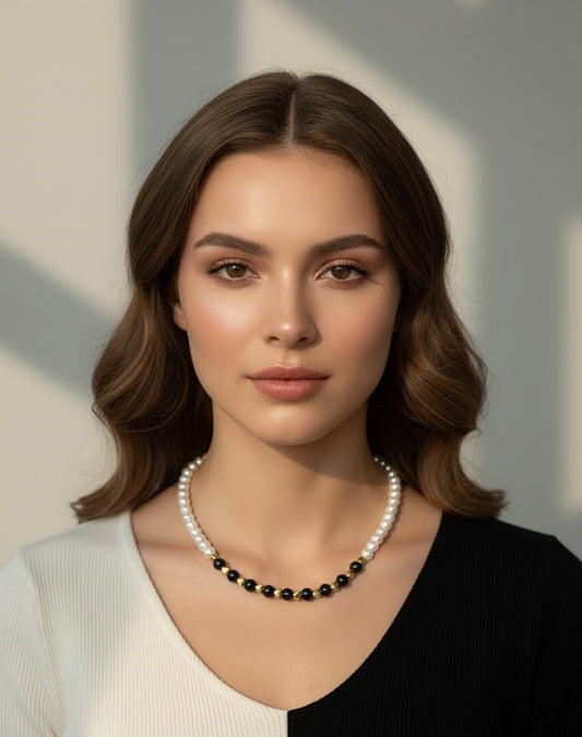 Imperial Pearl & Onyx Choker – Dual-Tone Majesty Necklace
